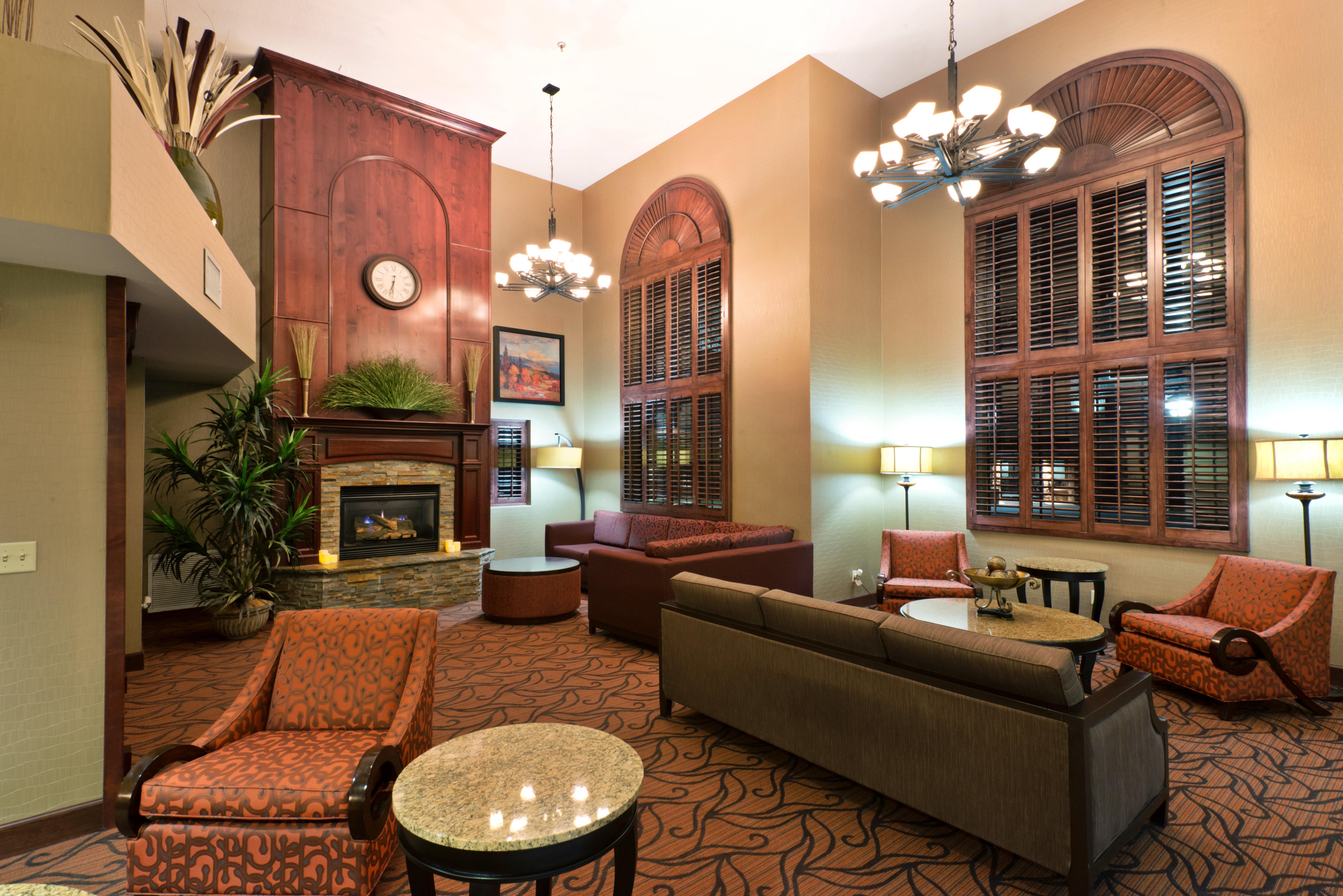 Holiday Inn Express Show Low By Ihg Экстерьер фото